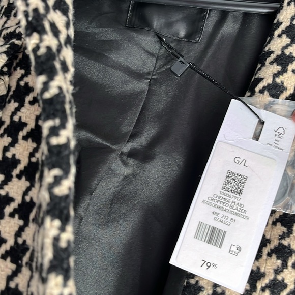 Brand New with Tags - Jacket from Dynamite - Picture 4 of 4